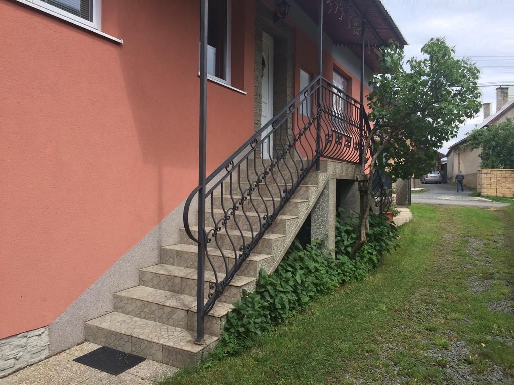 Apartman Kristinka Lendak Εξωτερικό φωτογραφία